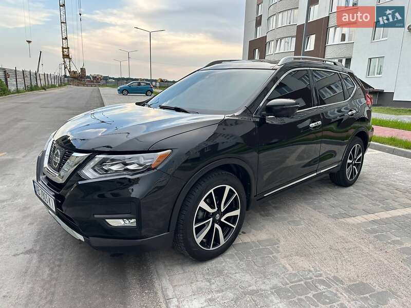 Позашляховик / Кросовер Nissan Rogue 2017 в Вінниці