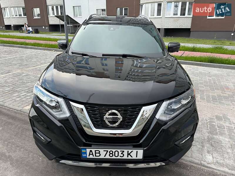 Позашляховик / Кросовер Nissan Rogue 2017 в Вінниці