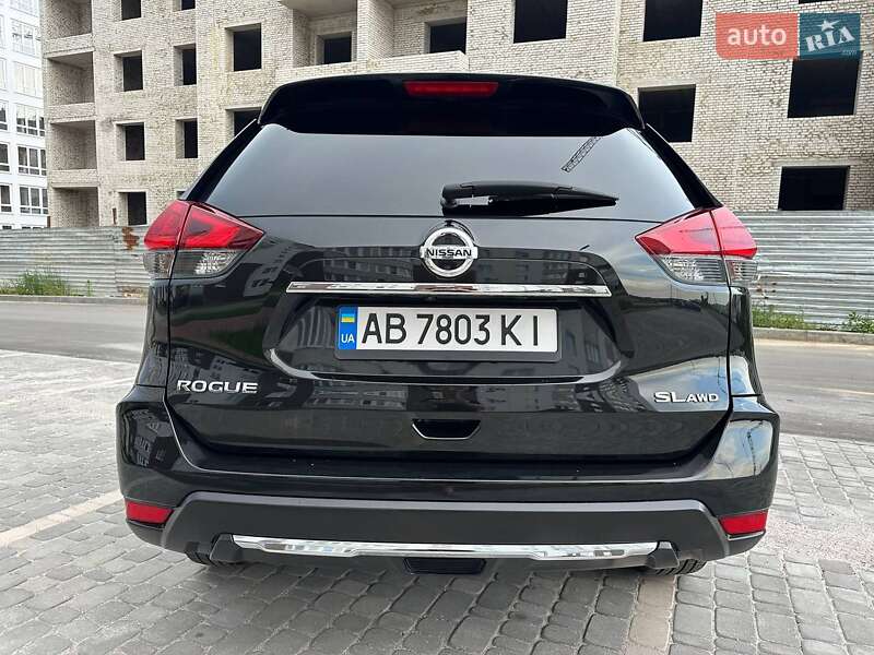 Позашляховик / Кросовер Nissan Rogue 2017 в Вінниці