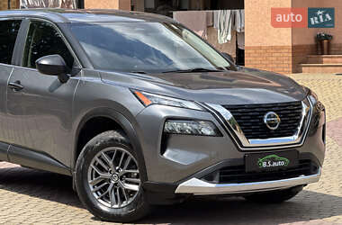 Внедорожник / Кроссовер Nissan Rogue 2021 в 