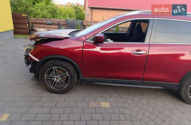 Позашляховик / Кросовер Nissan Rogue 2020 в 