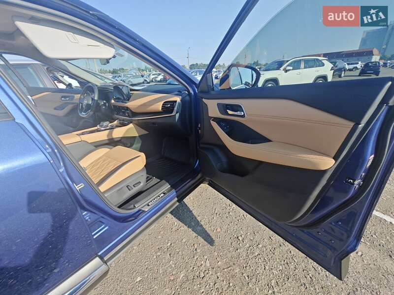 Внедорожник / Кроссовер Nissan Rogue 2022 в Харькове