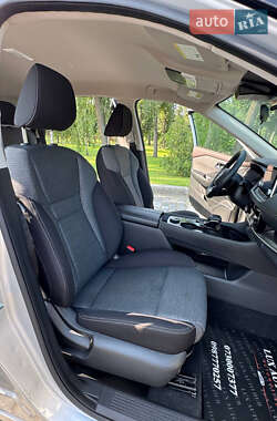 Внедорожник / Кроссовер Nissan Rogue 2021 в 