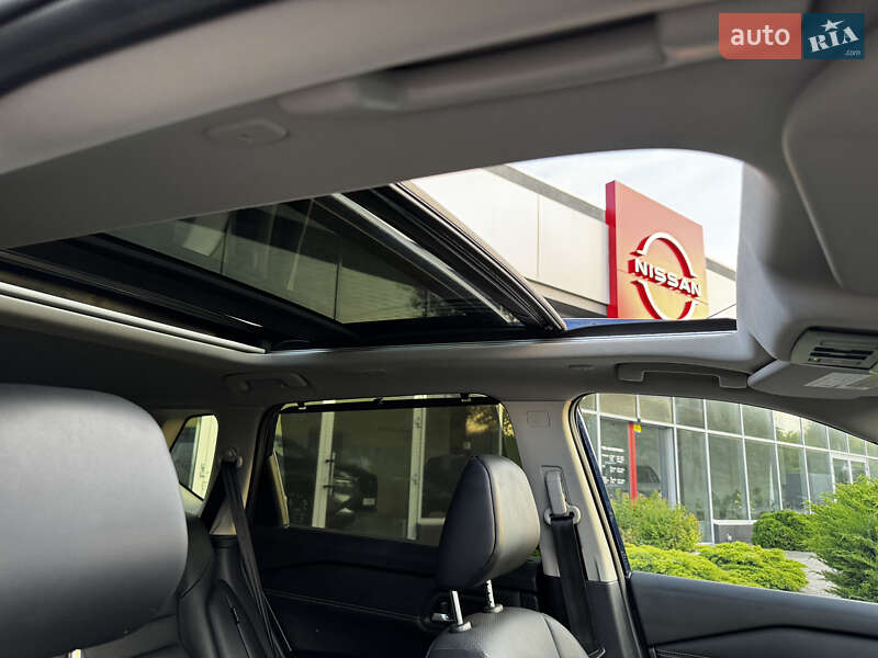 Позашляховик / Кросовер Nissan Rogue 2024 в Рівному