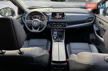Внедорожник / Кроссовер Nissan Rogue 2024 в 