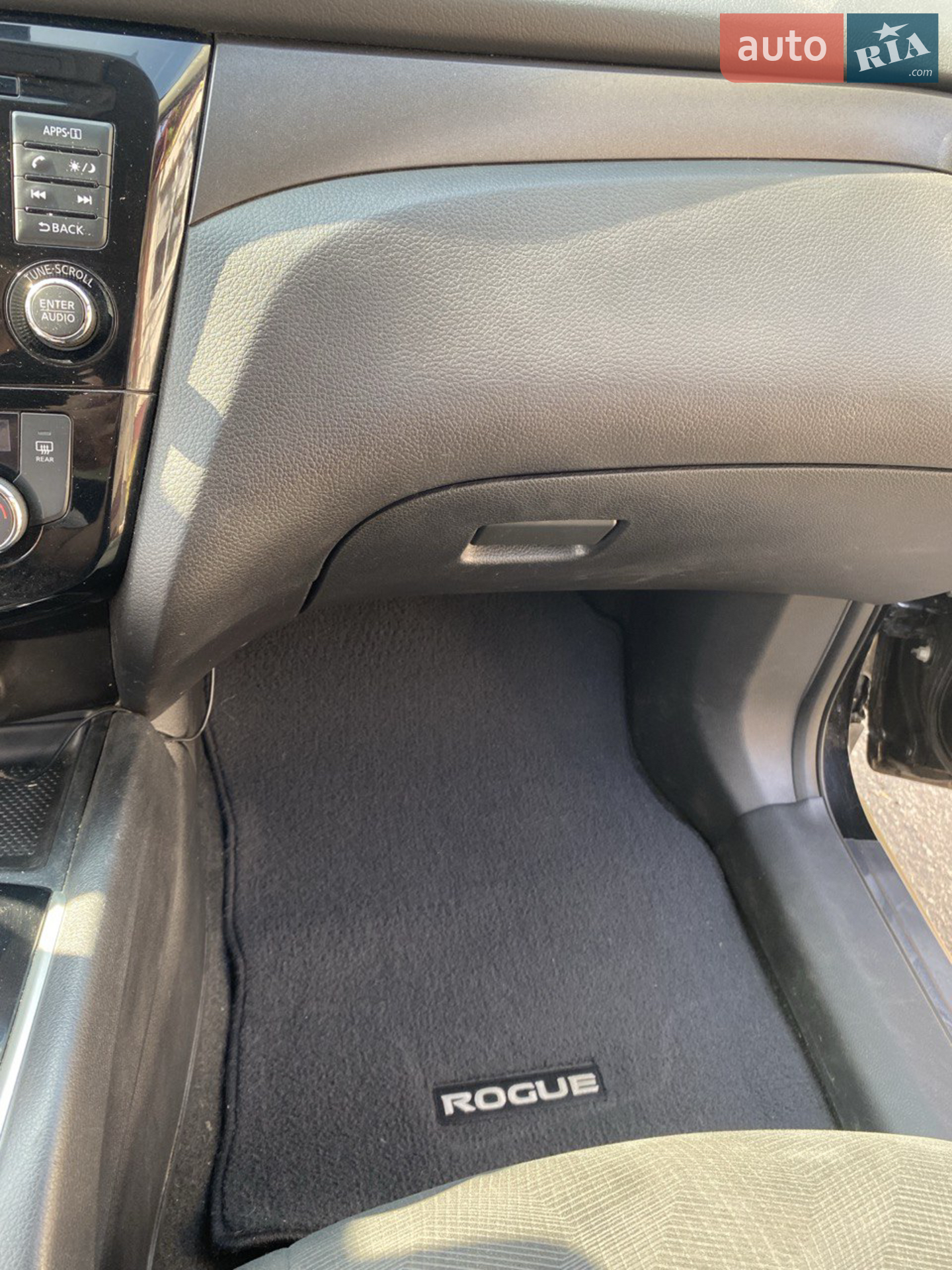 2016 Nissan Rogue - мініатюра 3