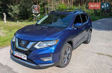 Внедорожник / Кроссовер Nissan Rogue 2017 в Ковеле