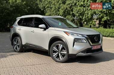 Внедорожник / Кроссовер Nissan Rogue 2020 в Миргороде