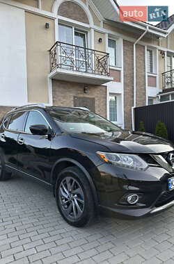 Позашляховик / Кросовер Nissan Rogue 2016 в Києві