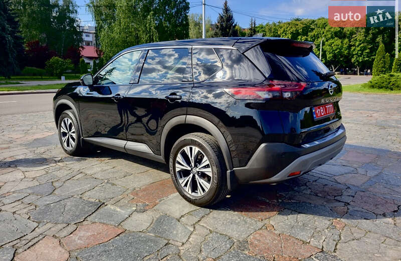Внедорожник / Кроссовер Nissan Rogue 2021 в Кременчуге