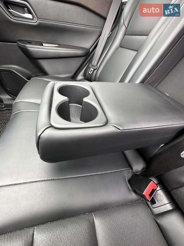 Позашляховик / Кросовер Nissan Rogue 2021 в Білогородці