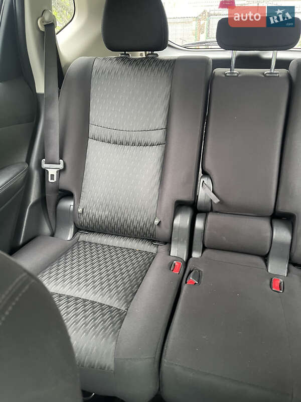 Внедорожник / Кроссовер Nissan Rogue 2020 в Кременчуге