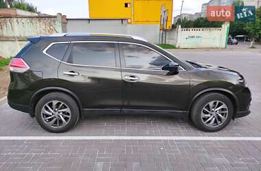 Внедорожник / Кроссовер Nissan Rogue 2016 в 