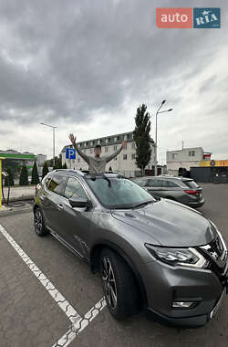 Внедорожник / Кроссовер Nissan Rogue 2019 в Киеве