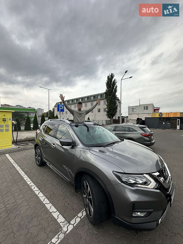 Nissan Rogue 2019