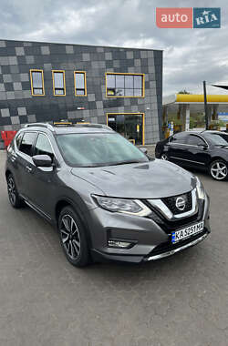 Внедорожник / Кроссовер Nissan Rogue 2019 в Киеве