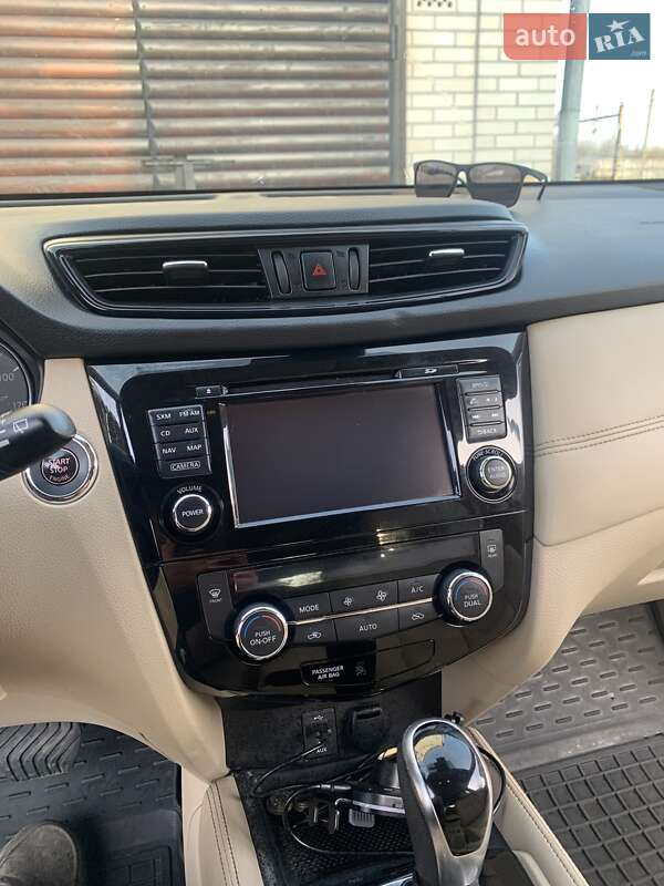 Позашляховик / Кросовер Nissan Rogue 2017 в Білій Церкві