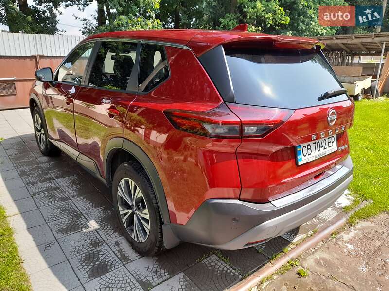 Позашляховик / Кросовер Nissan Rogue 2022 в Чернігові