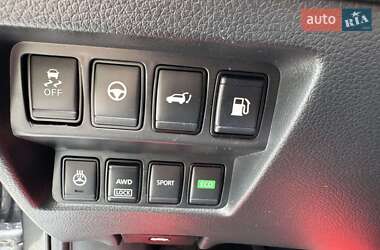 Внедорожник / Кроссовер Nissan Rogue 2019 в 