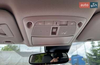 Внедорожник / Кроссовер Nissan Rogue 2019 в 