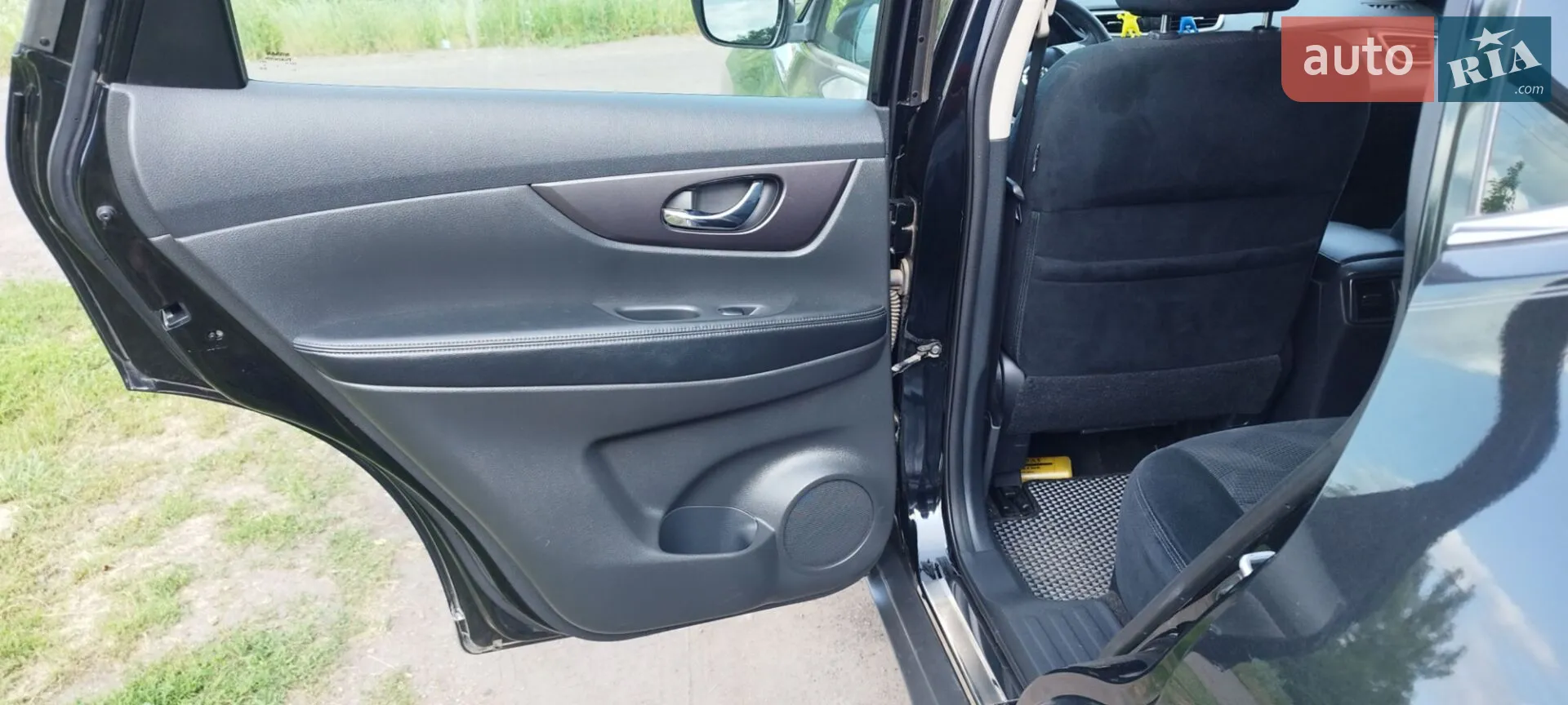 2016 Nissan Rogue - мініатюра 19