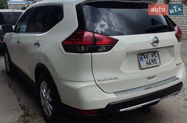 Позашляховик / Кросовер Nissan Rogue 2017 в Дніпрі