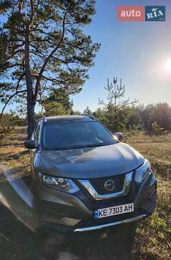 Позашляховик / Кросовер Nissan Rogue 2017 в Дніпрі