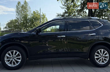 Внедорожник / Кроссовер Nissan Rogue 2019 в 