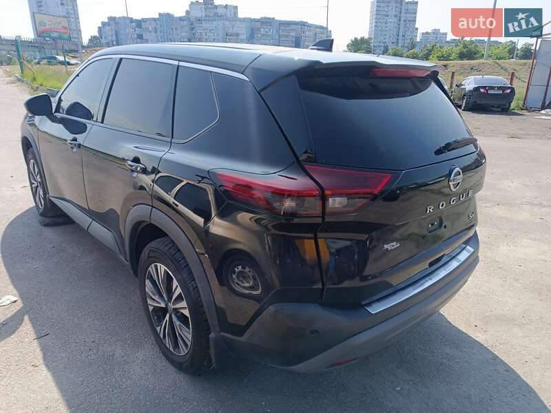 Nissan Rogue 2021