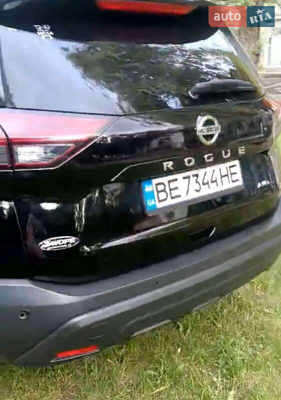 Позашляховик / Кросовер Nissan Rogue 2021 в Первомайську