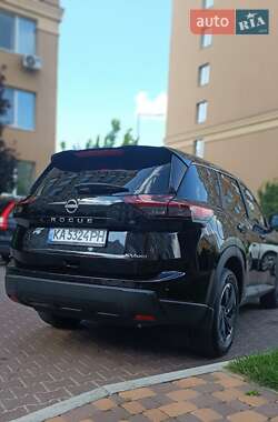 Внедорожник / Кроссовер Nissan Rogue 2024 в 