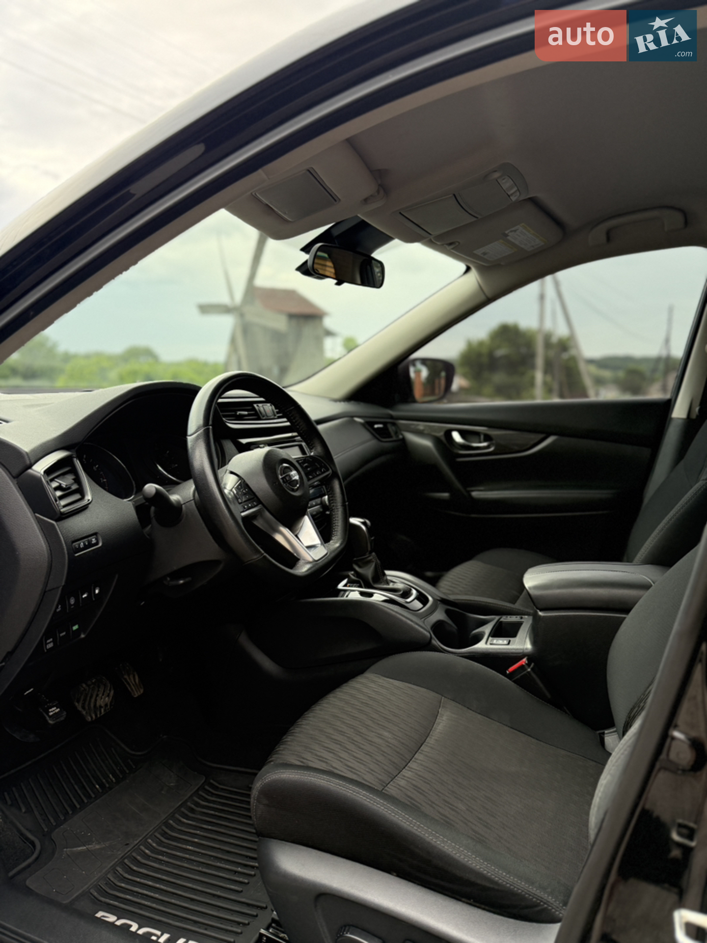 2018 Nissan Rogue - мініатюра 9