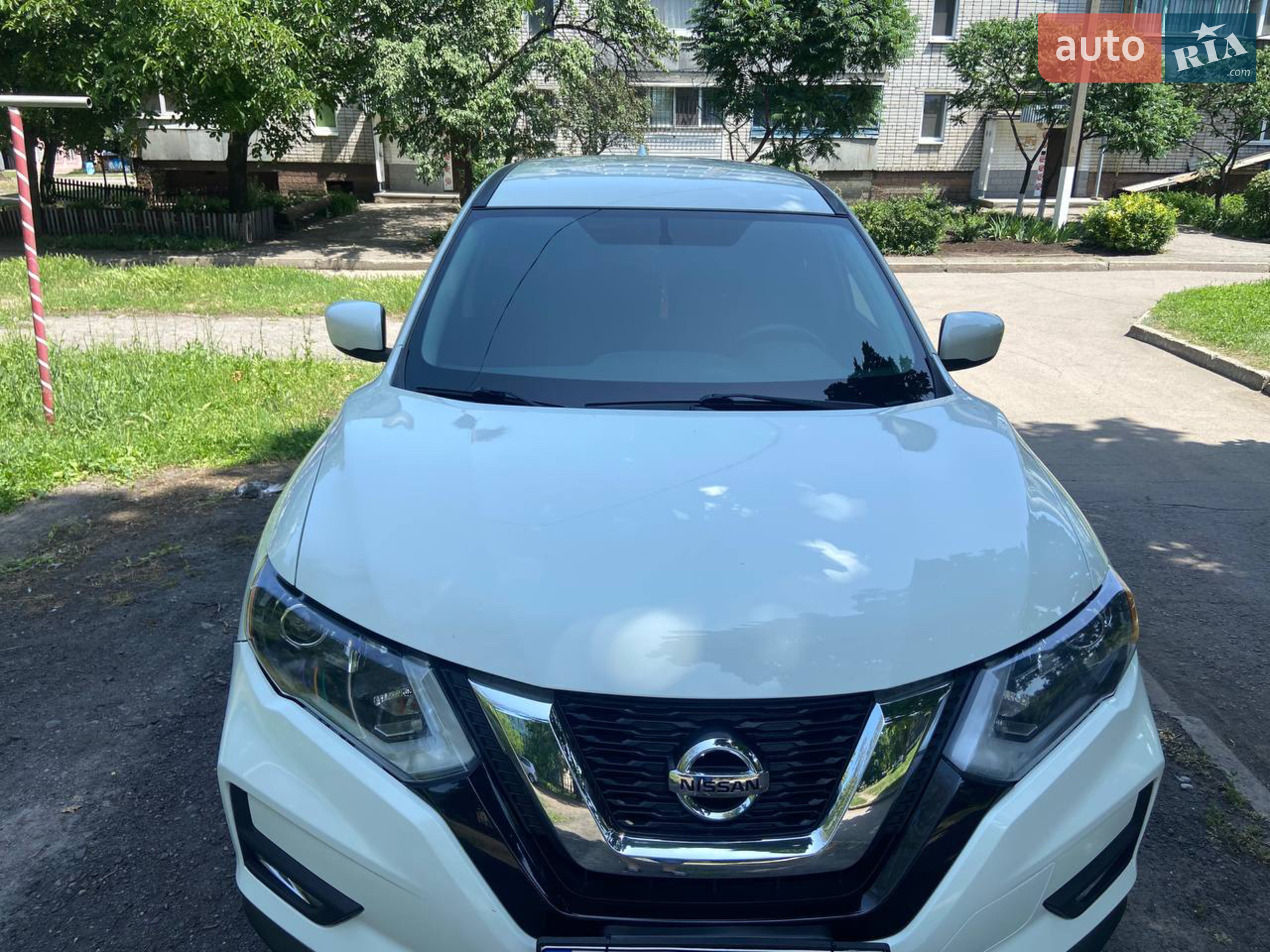 2017 Nissan Rogue - мініатюра 8