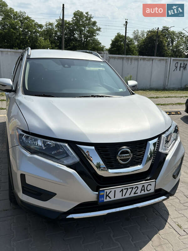 Позашляховик / Кросовер Nissan Rogue 2019 в Києві