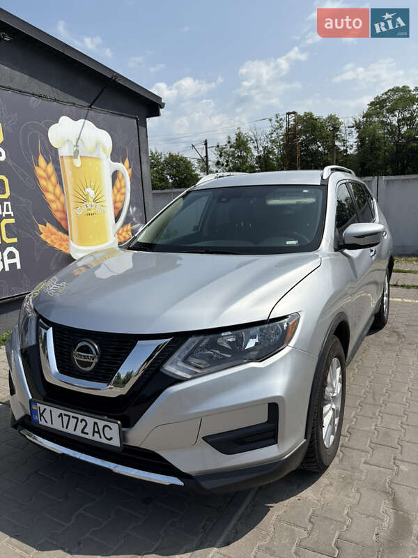 Позашляховик / Кросовер Nissan Rogue 2019 в Києві