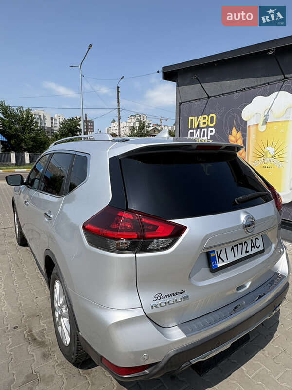 Позашляховик / Кросовер Nissan Rogue 2019 в Києві