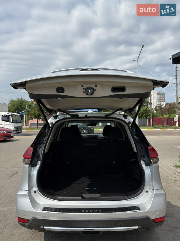 Позашляховик / Кросовер Nissan Rogue 2019 в Києві