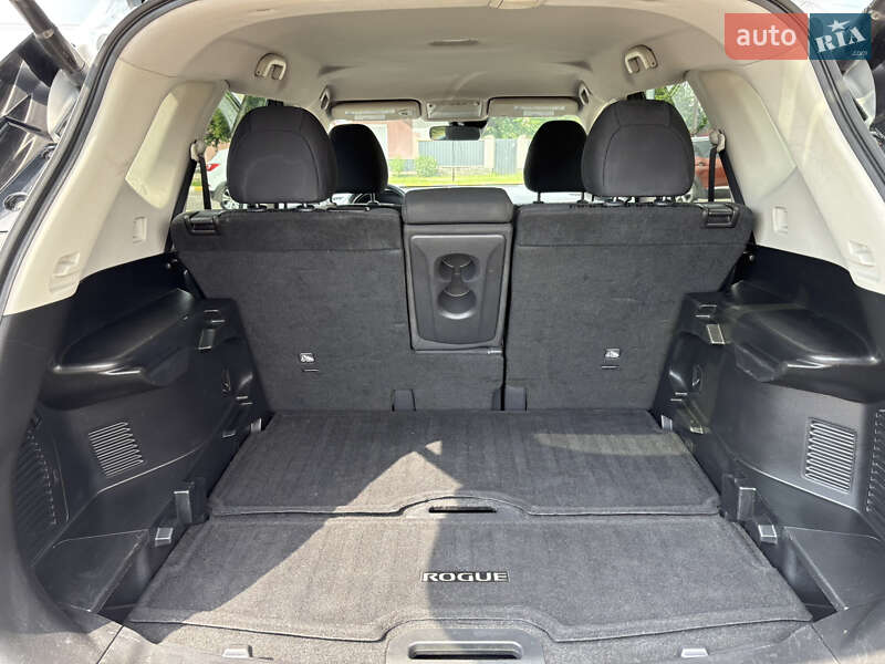 Позашляховик / Кросовер Nissan Rogue 2019 в Києві