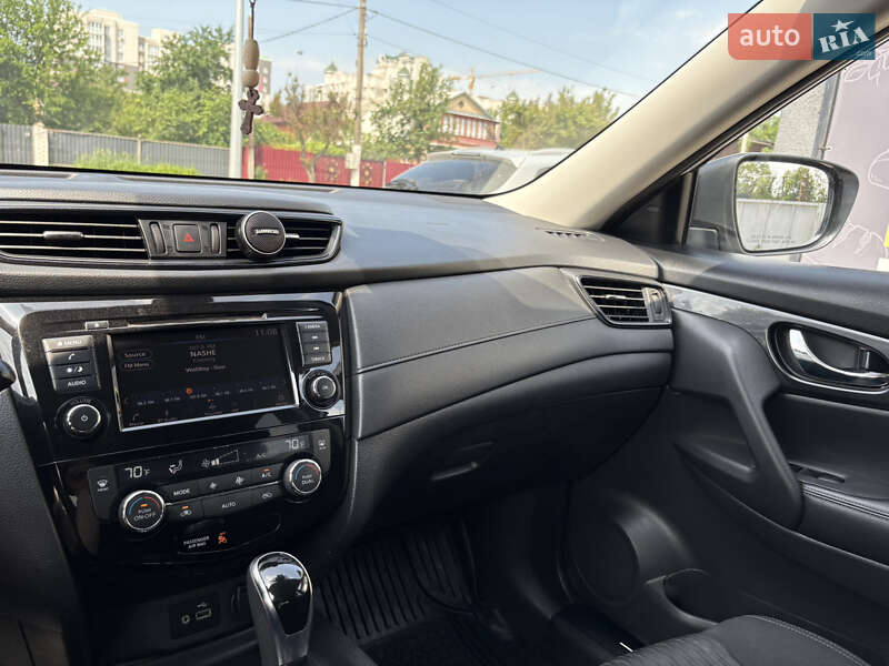 Позашляховик / Кросовер Nissan Rogue 2019 в Києві