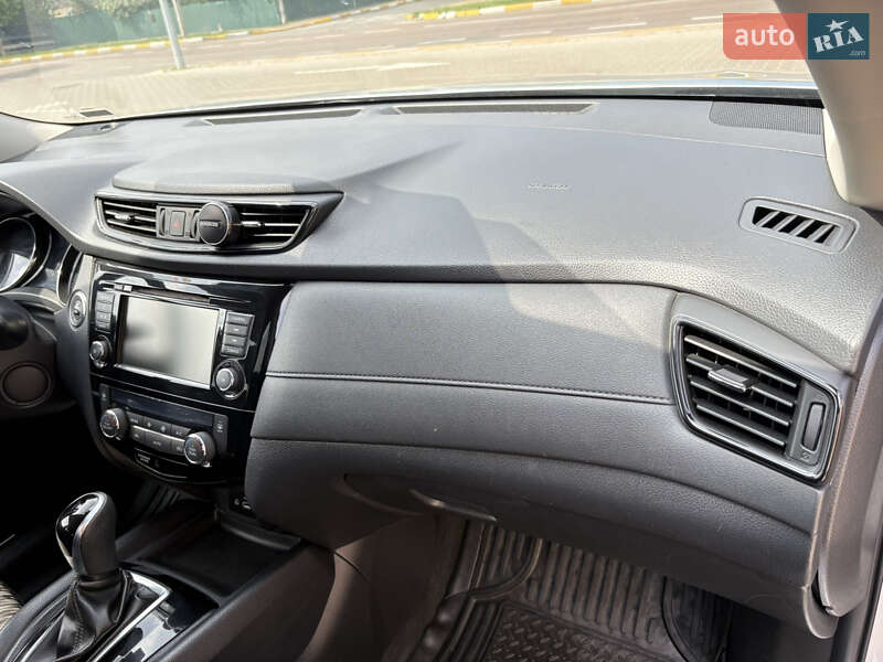 Позашляховик / Кросовер Nissan Rogue 2019 в Києві