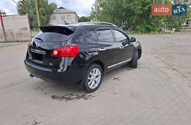 Внедорожник / Кроссовер Nissan Rogue 2011 в Тростянце