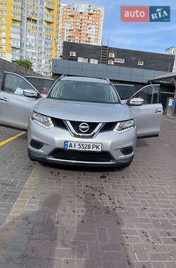 Внедорожник / Кроссовер Nissan Rogue 2016 в 