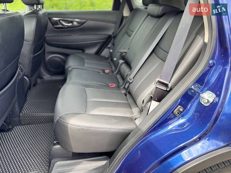 Позашляховик / Кросовер Nissan Rogue 2019 в Рівному