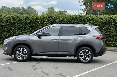 Внедорожник / Кроссовер Nissan Rogue 2020 в 