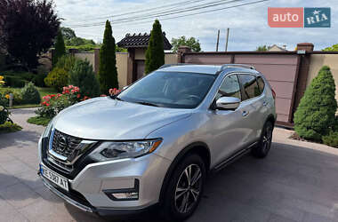 Позашляховик / Кросовер Nissan Rogue 2018 в Дніпрі