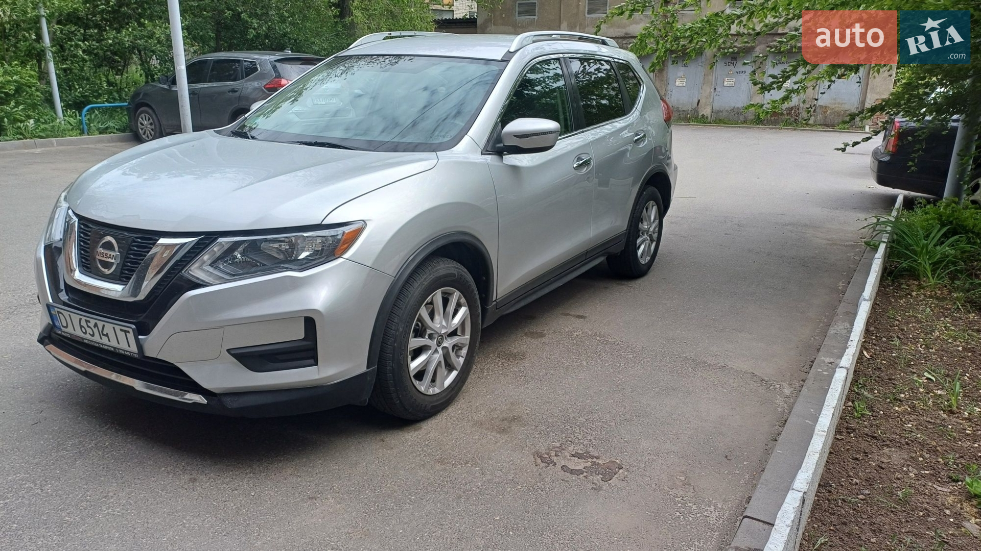 2017 Nissan Rogue - мініатюра 2