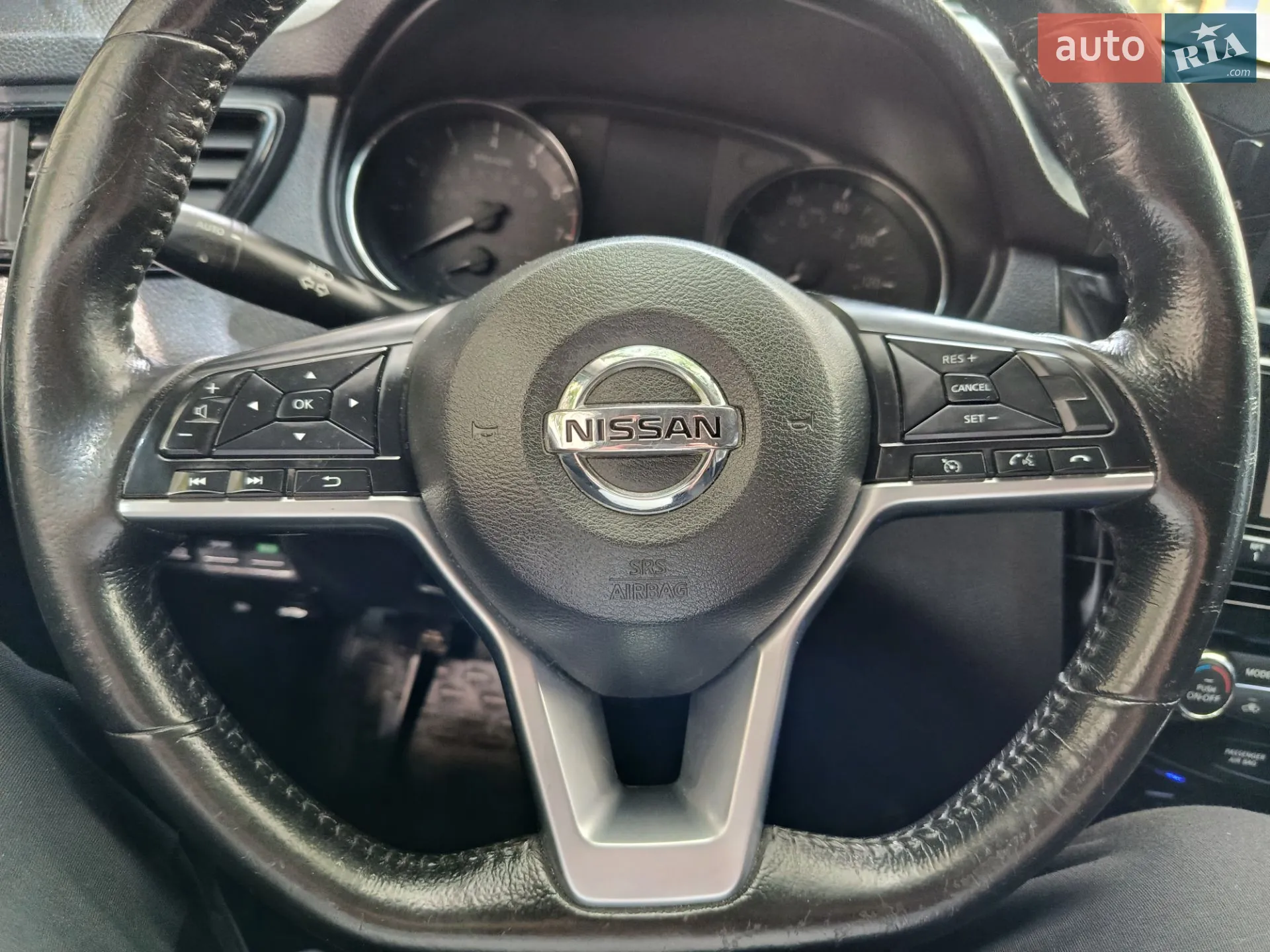 2016 Nissan Rogue - мініатюра 36