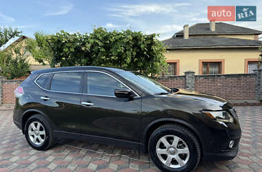 Позашляховик / Кросовер Nissan Rogue 2014 в Чернівцях