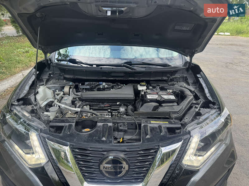 Внедорожник / Кроссовер Nissan Rogue 2019 в Полтаве