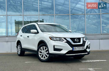 Внедорожник / Кроссовер Nissan Rogue 2016 в Киеве